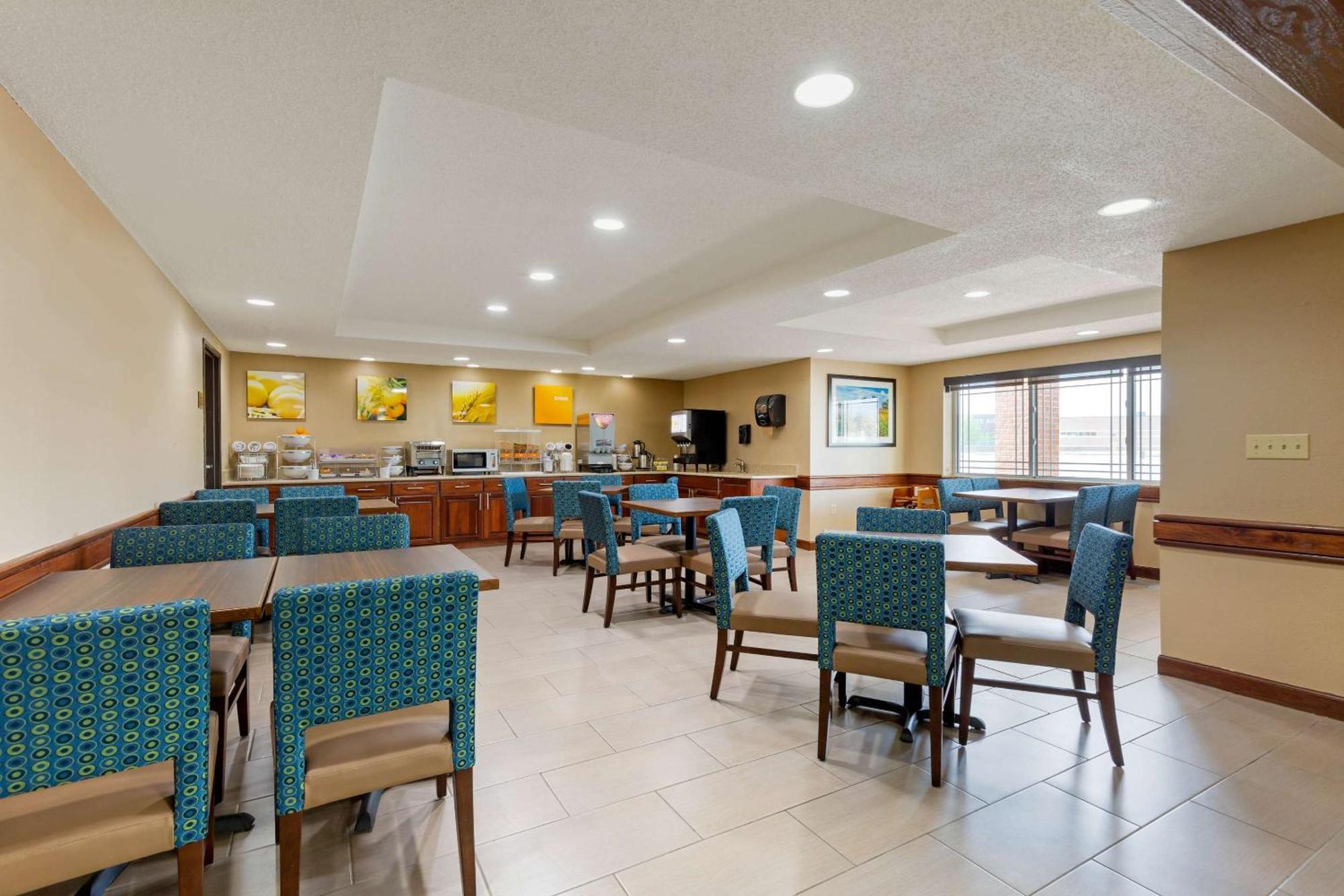 Comfort Inn & Suites Milford Buitenkant foto