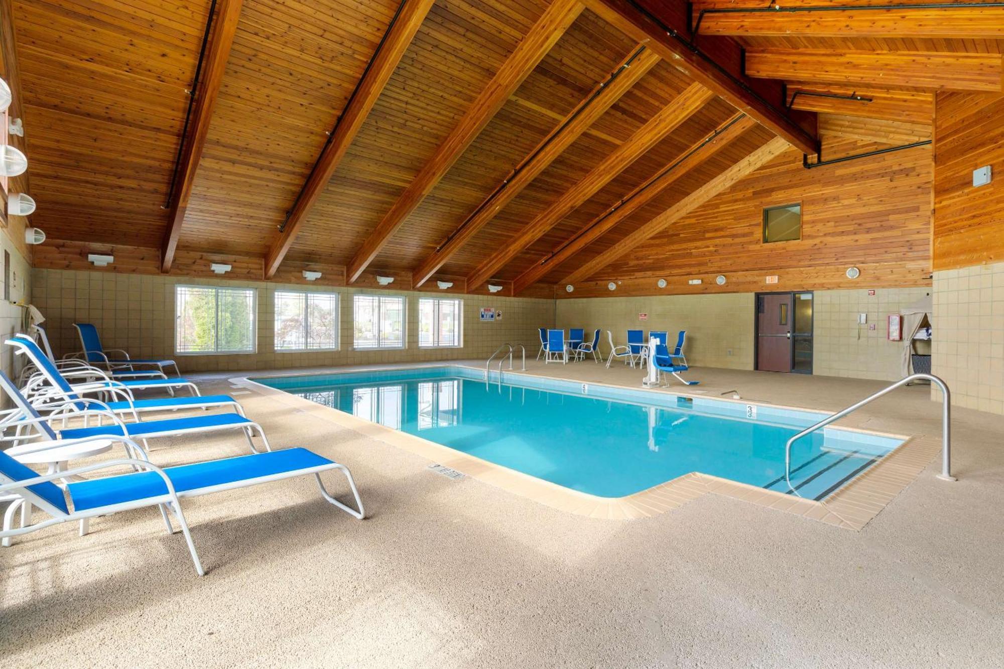 Comfort Inn & Suites Milford Buitenkant foto